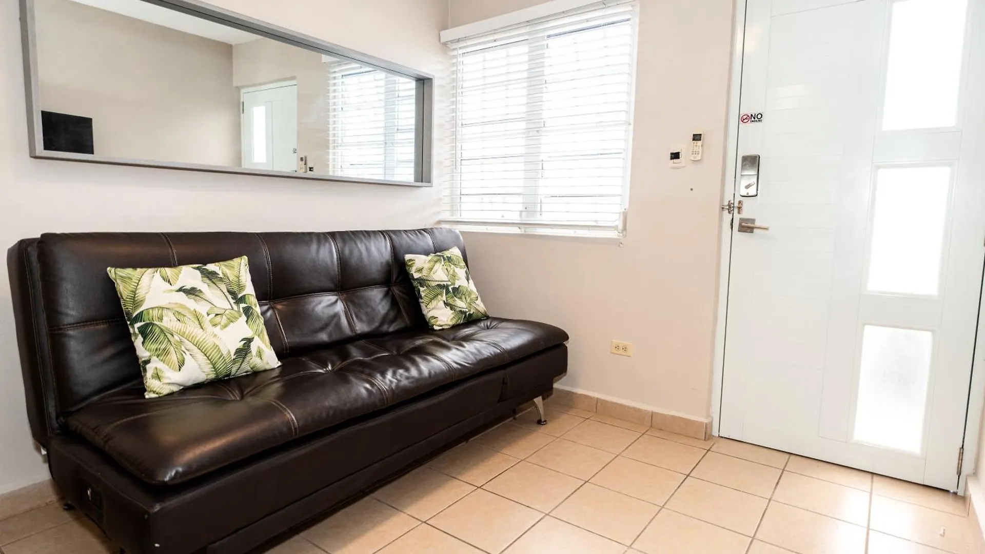 Private Jacuzzi Oasis With Mountain Views And Free Parking Apartment Ponce Puerto Rico